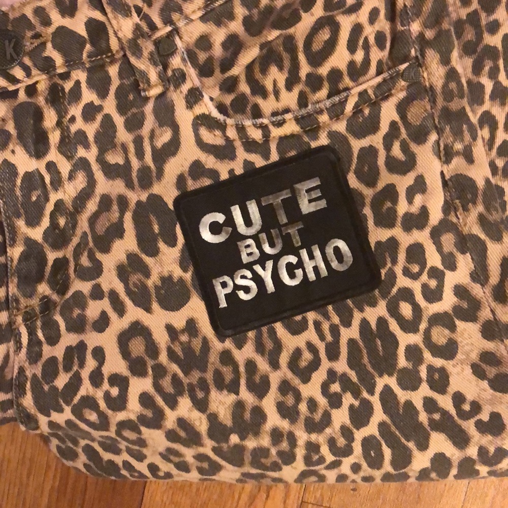 ππ½ππΌππ» Leopard Jeans - Picture 2 of 7